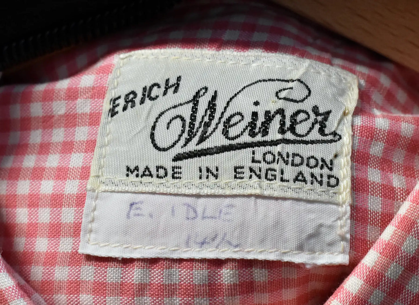 Dirk McQuickly Costume - Auction